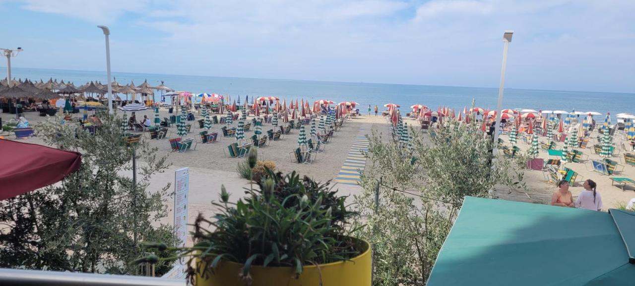 Beach View Apartment, Golem Durrës Exterior foto